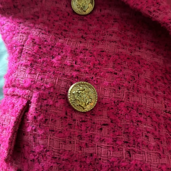 Blazer - Picture 3 of 3